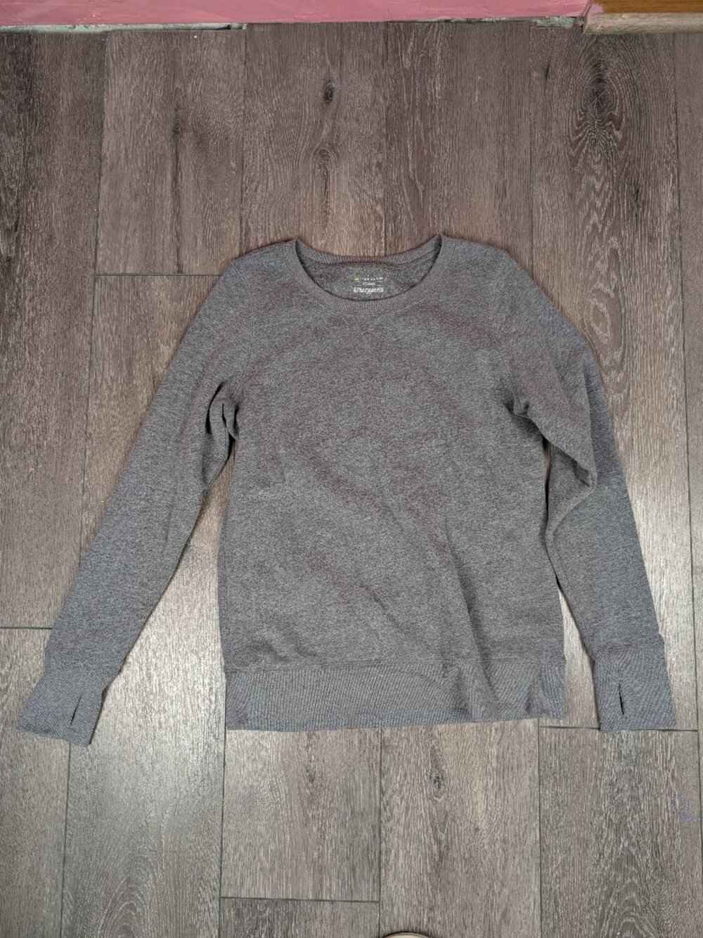 Gray sweatshirt pullover